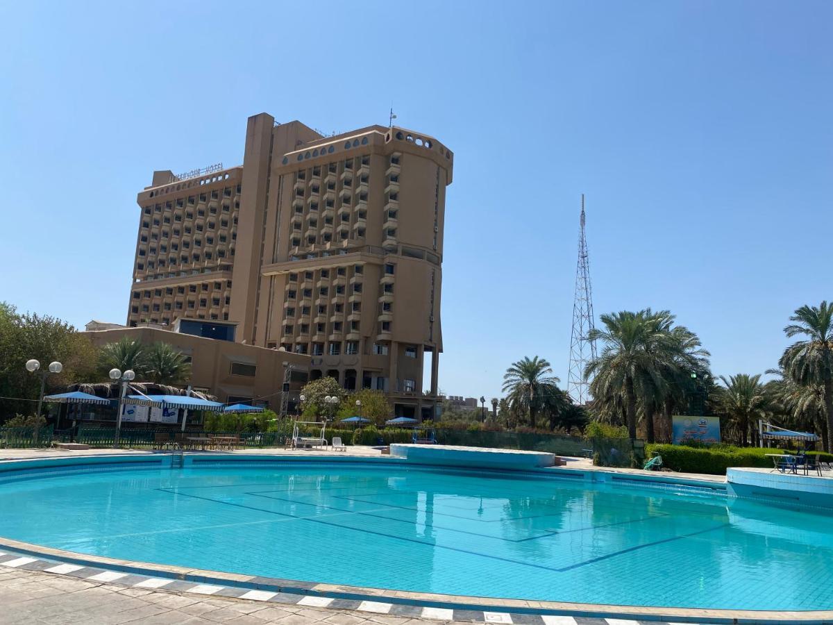 Almansour Hotel Baghdad Exterior photo