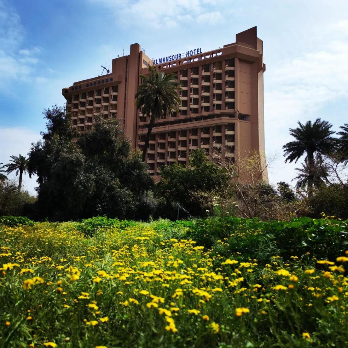 Almansour Hotel Baghdad Exterior photo